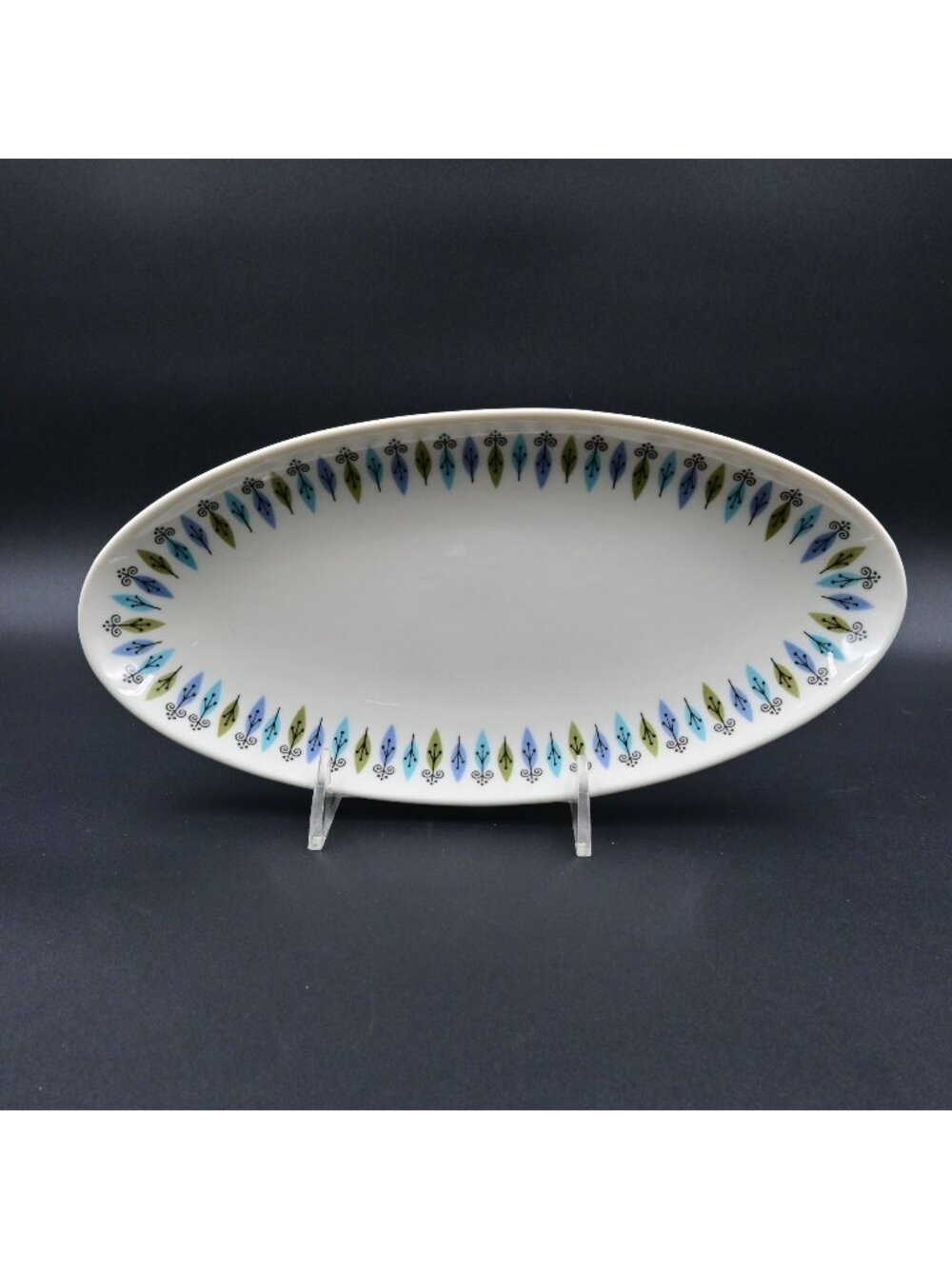 Syracuse Carefree Nordic Oval Platter 12" Mid Century Modern Leaf Print